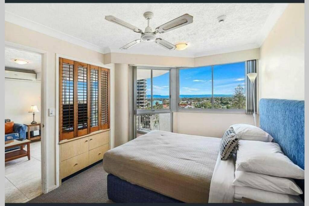 Surfers/Broadbeach Pool View. Free Parking & Wifi Gold Coast Exterior foto